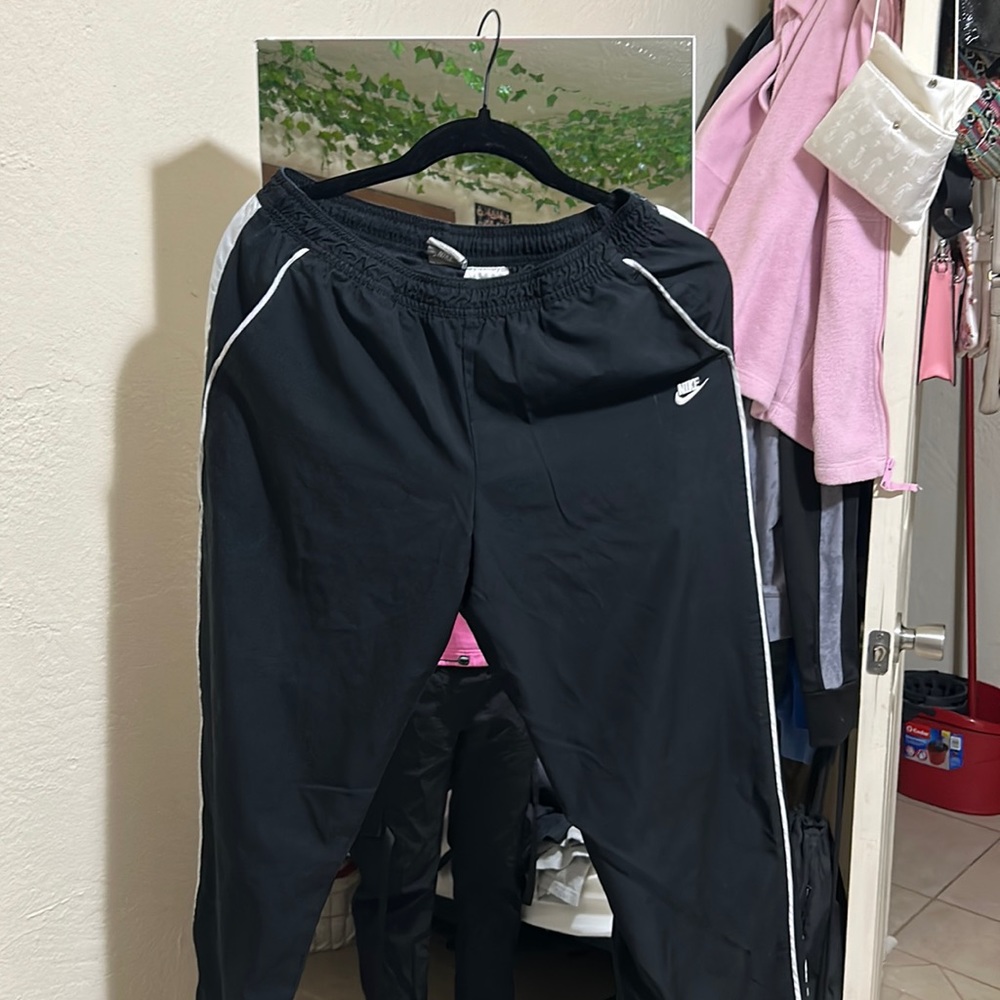 NIKE Black double lines windbreaker sweats✨